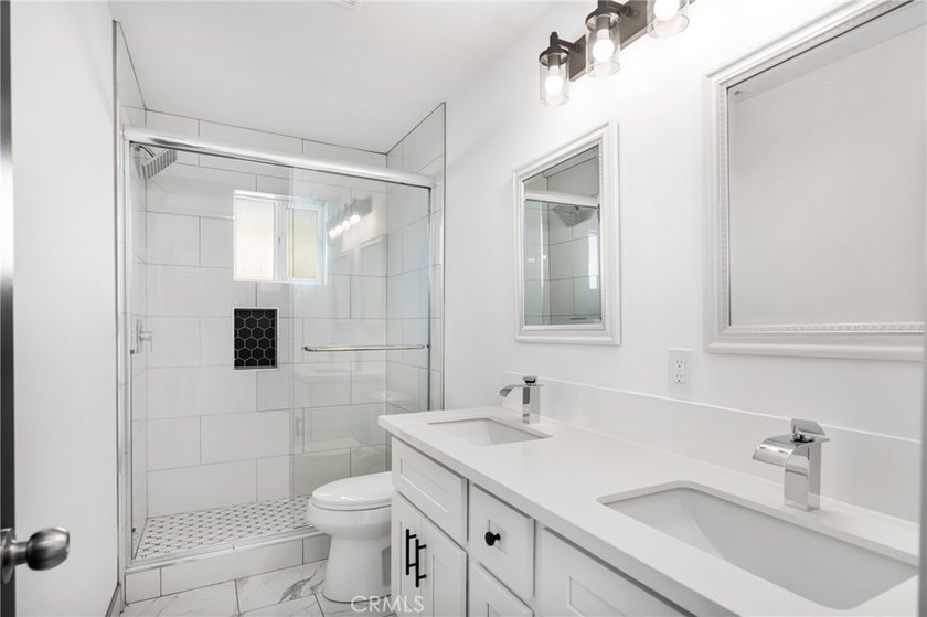 Great Lakewood Village Location. Single Family Residence with a - photo 26