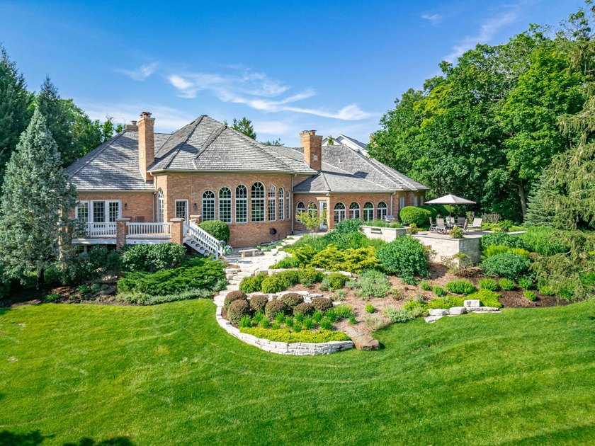 Fantastic Wynstone Ranch - This home is a masterpiece of design - photo 3