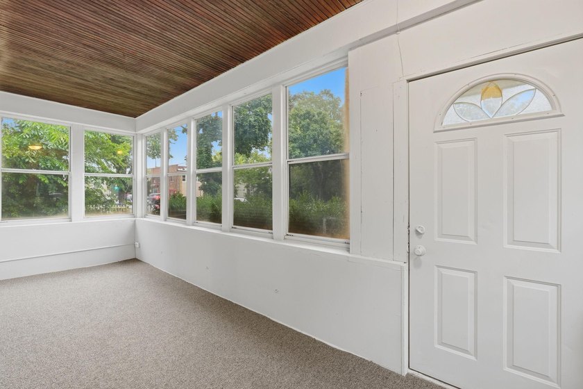 Completely Renovated Duplex with $70K+ in Updates! Exceptional - photo 3