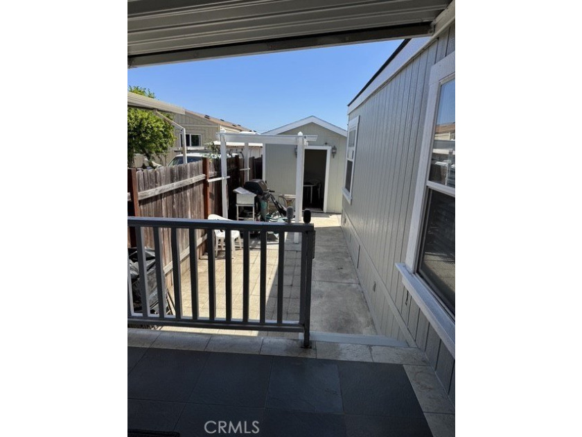 Welcome to Gables Mobile Home Estates, one of Santa Ana's most - photo 12