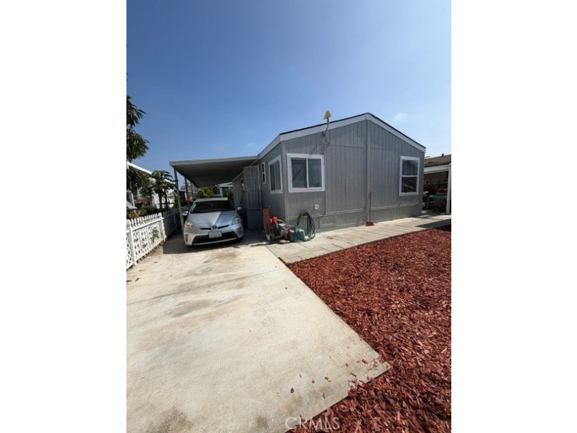 Welcome to Gables Mobile Home Estates, one of Santa Ana's most - photo 23