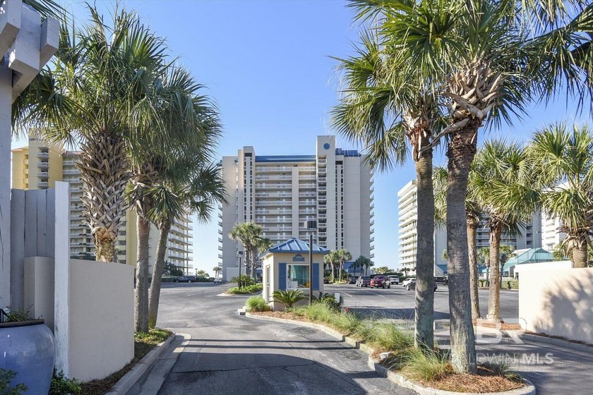 Offering stunning panoramic views of the Gulf of Mexico, this - photo 3