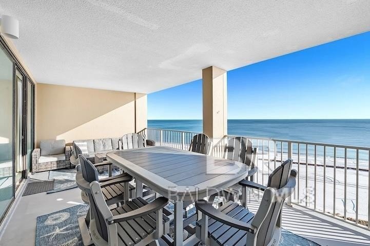 Offering stunning panoramic views of the Gulf of Mexico, this - photo 4