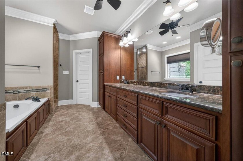 Welcome to this completely custom home in the HEART of Garner - photo 22