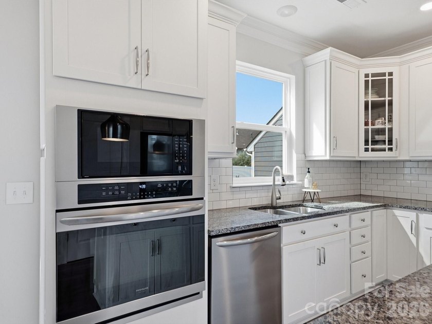 Welcome home to this beautifully designed Wilmington floor plan - photo 2