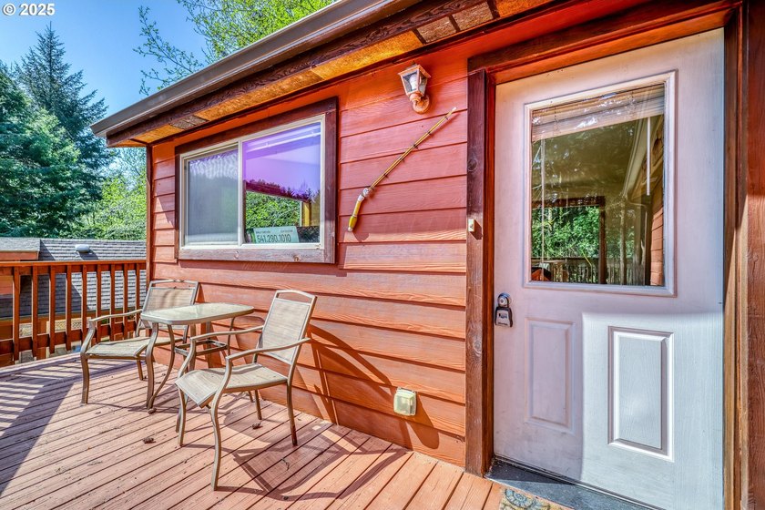 Turnkey coastal retreat in Whaleshead Beach Resort. Fully - photo 4