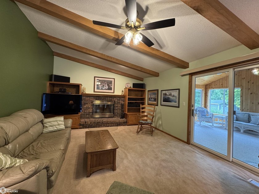 This one has it ALL! Enjoy quiet cul-de-sac living with room for - photo 13