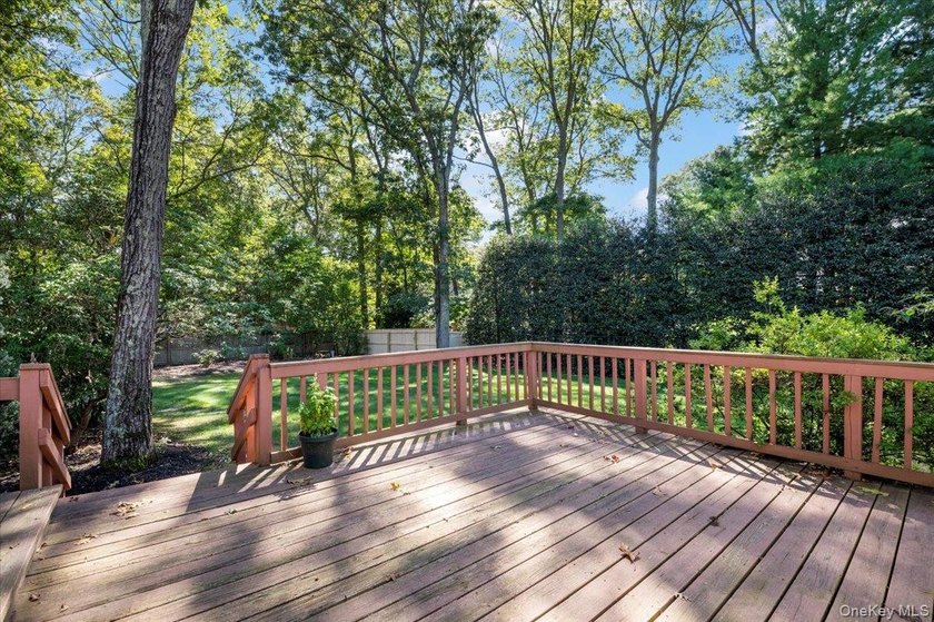 Welcome to Miller Place! This spacious 4-bedroom colonial offers - photo 35