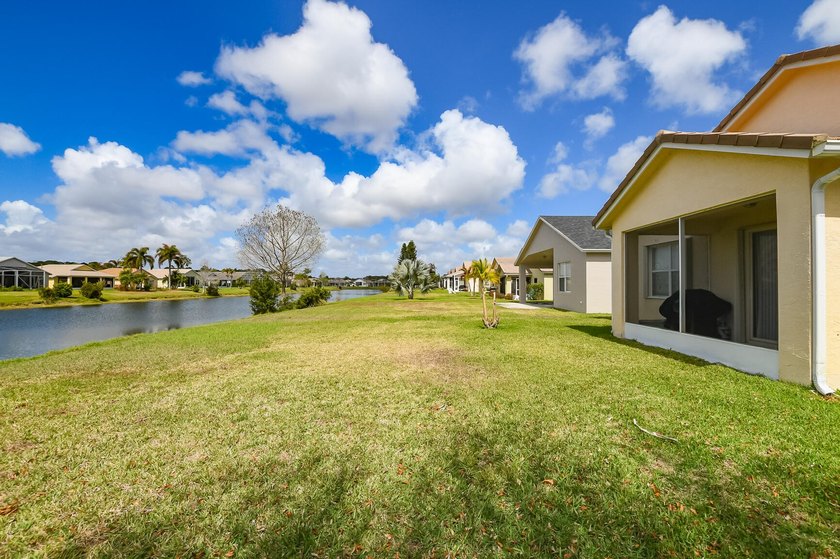 Beautiful home in Lake Forest at St Lucie West with lovely Lake - photo 39