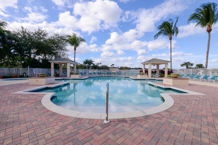 Beautiful home in Lake Forest at St Lucie West with lovely Lake - photo 49