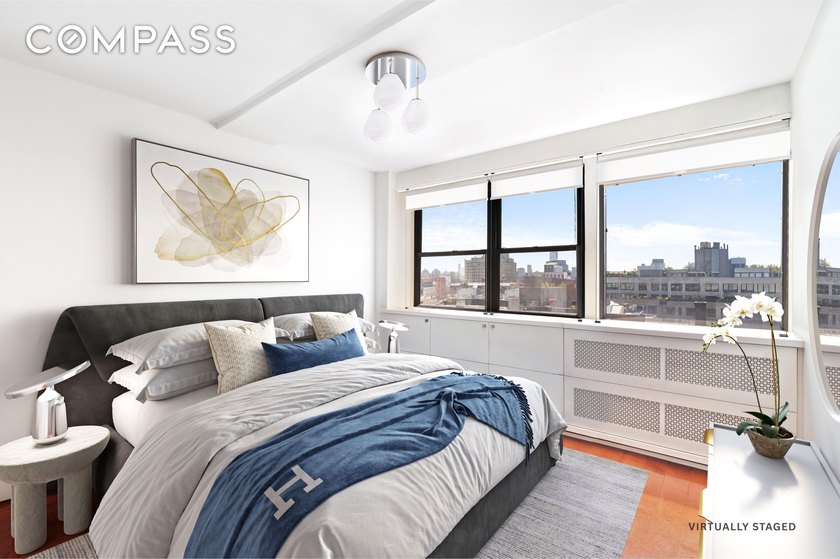 High above one of Manhattan s most sought-after neighborhoods - photo 6