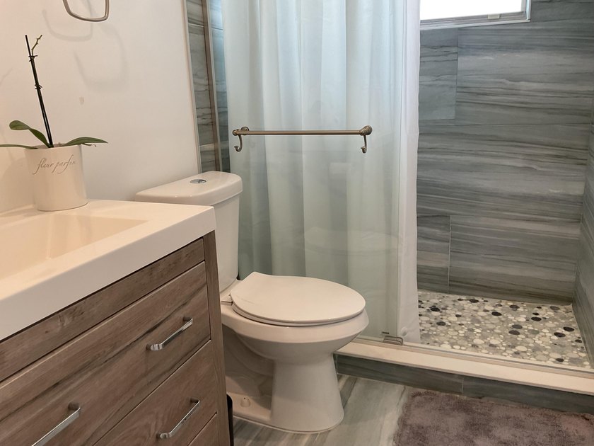 Welcome to this charming 2-bedroom, 2-bathroom villa in Delray - photo 12