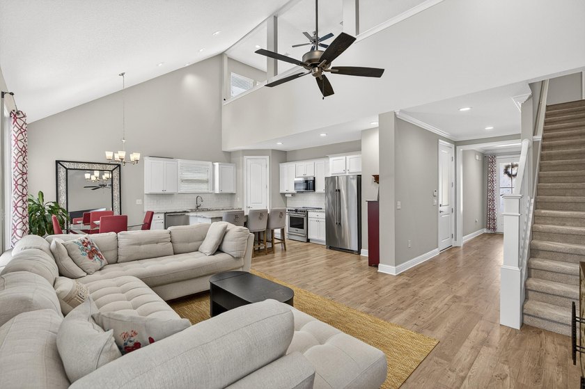 Built by respected local builder Randy Wise Homes, this - photo 2