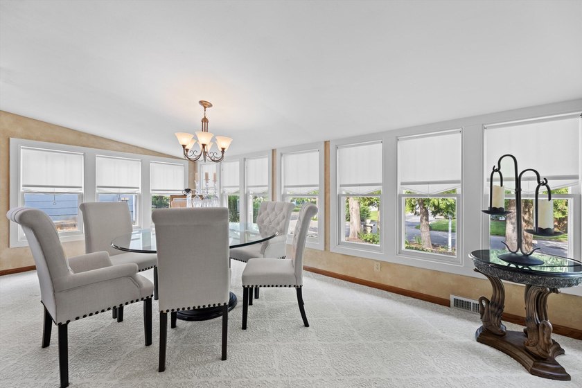 Lake living starts here! Nestled in the heart of Delafield, this - photo 20