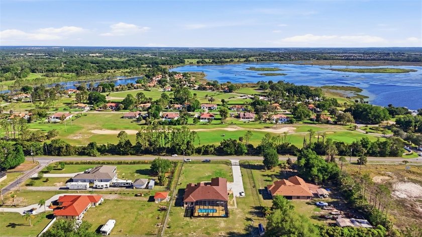 Welcome to a rare opportunity to own a beautifully appointed - photo 3
