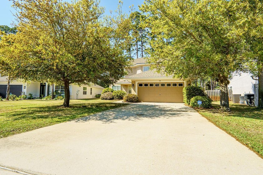 Very well maintained home with a new roof on 10-1-21, new - photo 2