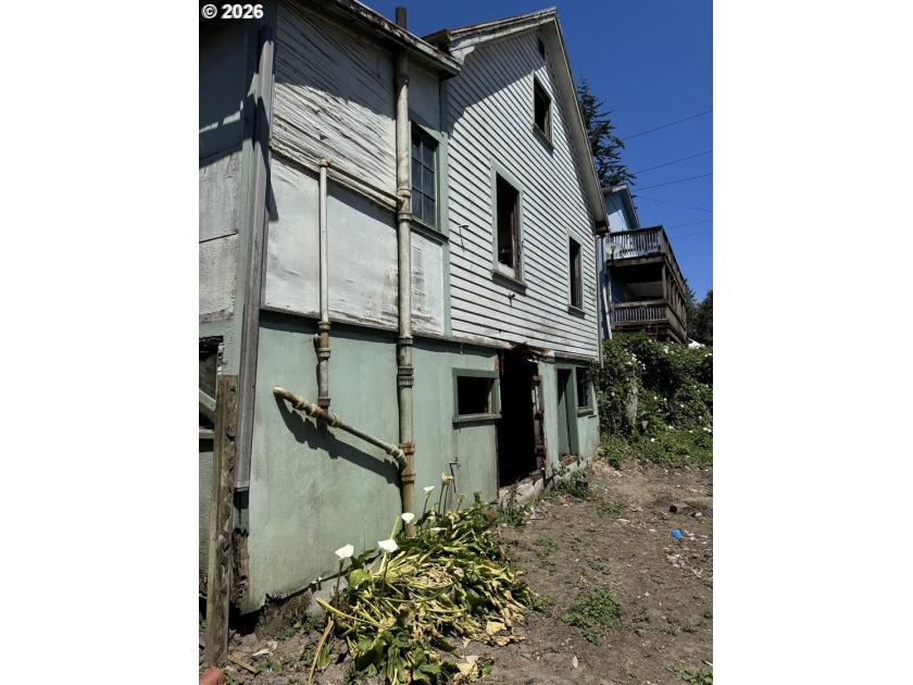 CONTRACTOR'S SPECIAL! IF YOU LOOKED UP POTENTIAL IN THE - photo 2