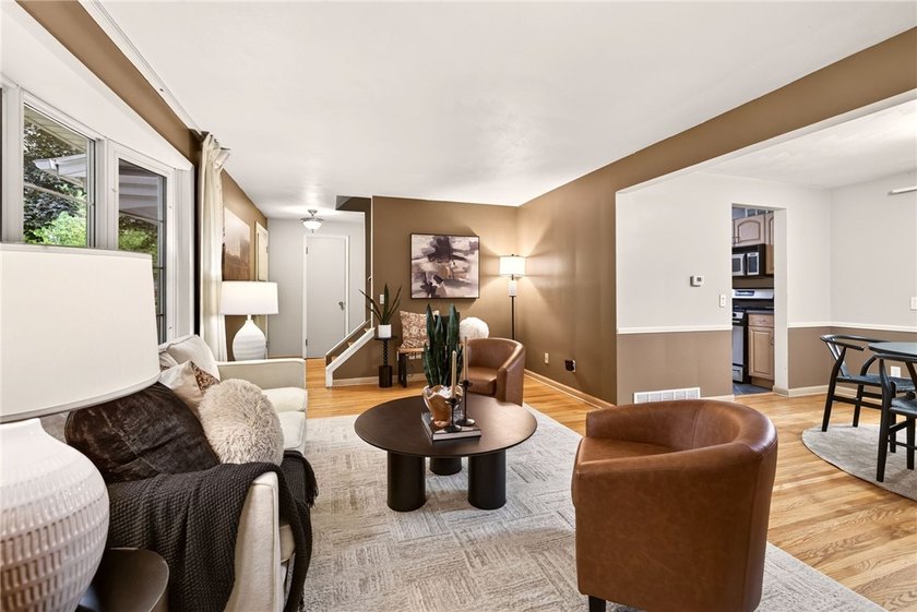 Welcome to 128 Cobblestone Drive! Nestled on a quiet cul-de-sac - photo 6