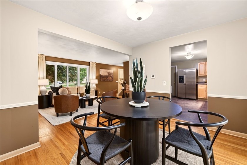 Welcome to 128 Cobblestone Drive! Nestled on a quiet cul-de-sac - photo 9