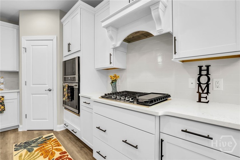 **SELLER OFFERING $20,000 BUYER INCENTIVE TO BE USED TOWARD - photo 11