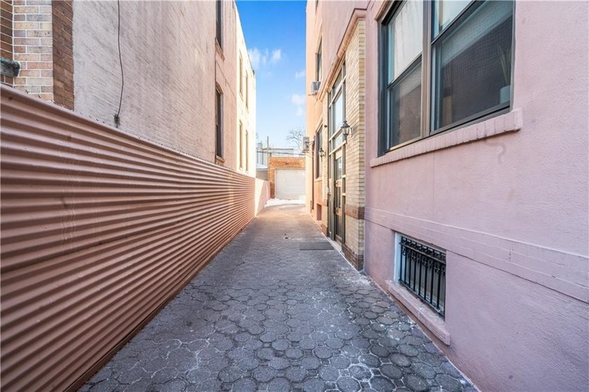 Prime Investment Opportunity in Bay Ridge Solid Brick Property - photo 3