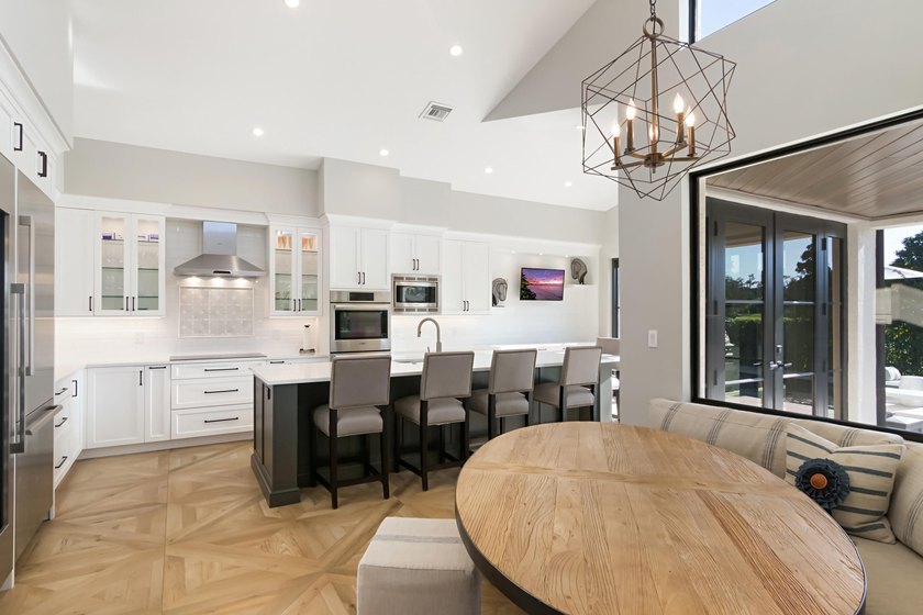 Totally renovated 3 bedroom 3 bath home in coveted Chukker Cove - photo 18