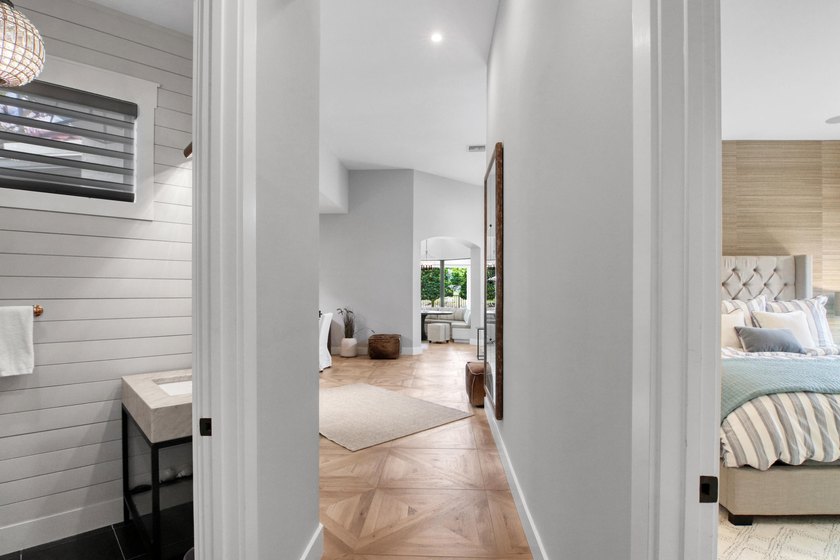 Totally renovated 3 bedroom 3 bath home in coveted Chukker Cove - photo 30