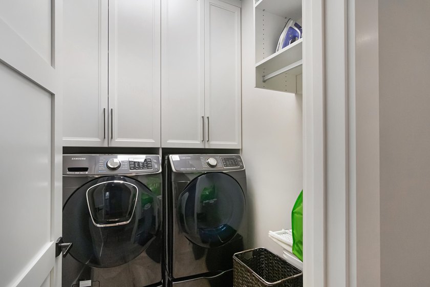 Totally renovated 3 bedroom 3 bath home in coveted Chukker Cove - photo 47