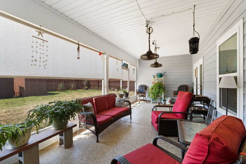 Welcome to this beautifully upgraded and well maintained home - photo 50