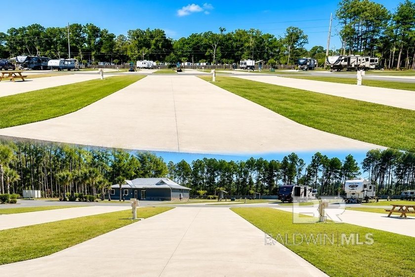 Enjoy the Alabama Gulf Coast lifestyle from this rare deeded - photo 3
