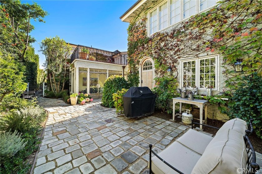 Experience timeless elegance and coastal charm in this - photo 14