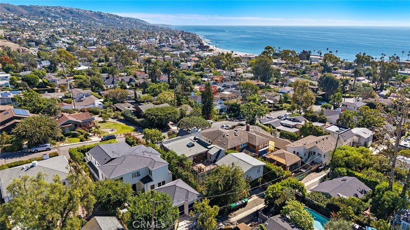 Experience timeless elegance and coastal charm in this - photo 21