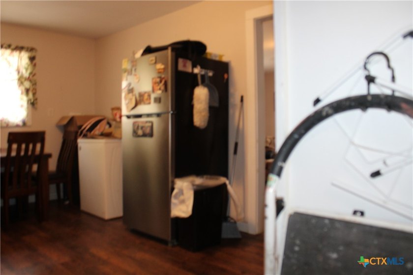 Ideal home for investors or first-time homebuyers, nestled in a - photo 5