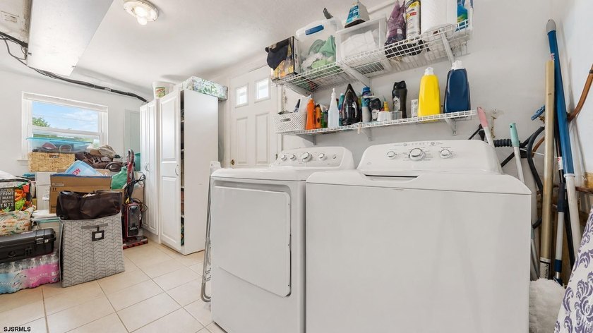 Opportunity to own on an extremely desirable block in Ventnor - photo 28
