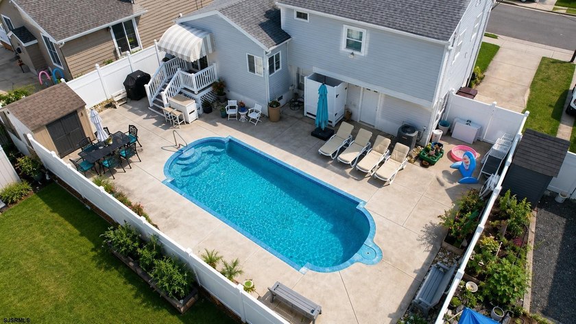 Opportunity to own on an extremely desirable block in Ventnor - photo 39