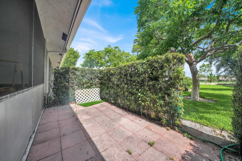 Discover this charming 1 bedroom, 1 bathroom condo in a prime - photo 19