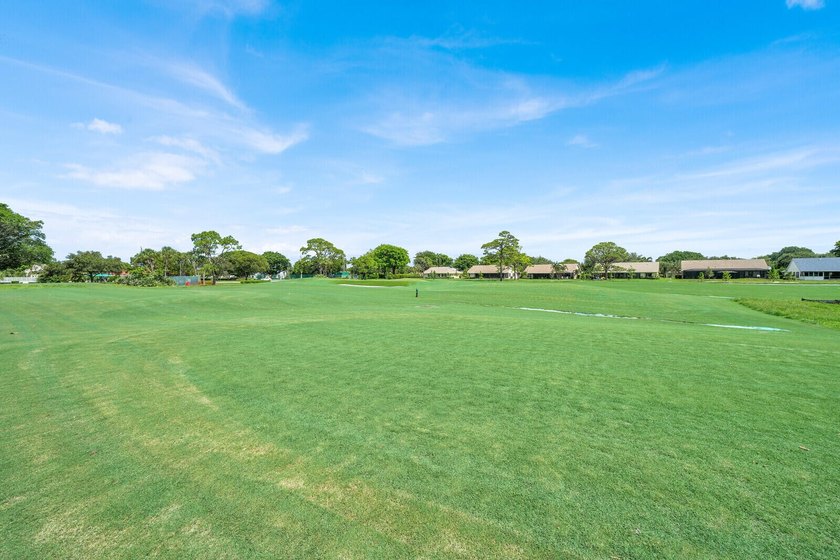 Discover this charming 1 bedroom, 1 bathroom condo in a prime - photo 24