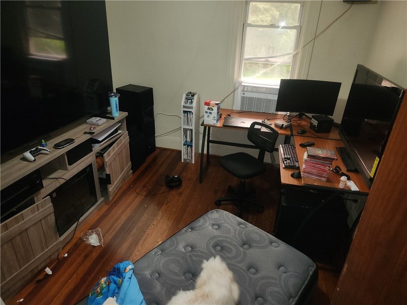 OWNER OCCUPY OR INVESTOR OPPORTUNITY... YOU DECIDE!!! Great - photo 5