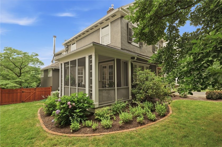 Set in the premier Cobbs Hill enclave, this move-in ready home - photo 2