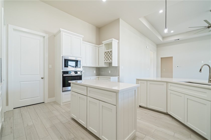 Builder is offering up to $10,000 toward the buyer's closing - photo 14