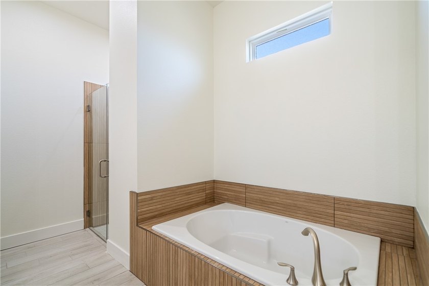 Builder is offering up to $10,000 toward the buyer's closing - photo 30