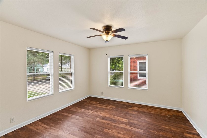 Located in the established Historic Del Mar neighborhood, this - photo 11