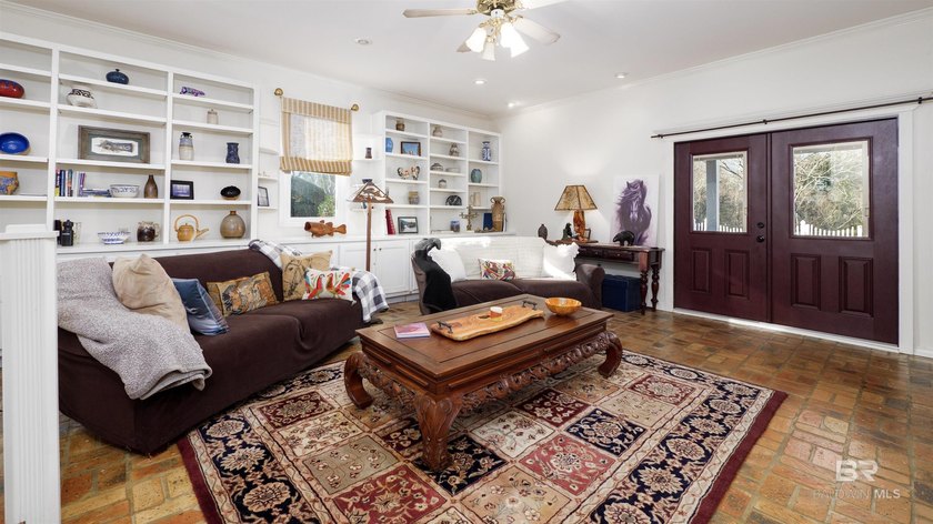 Calling all Equestrian lovers: check out this private - photo 10