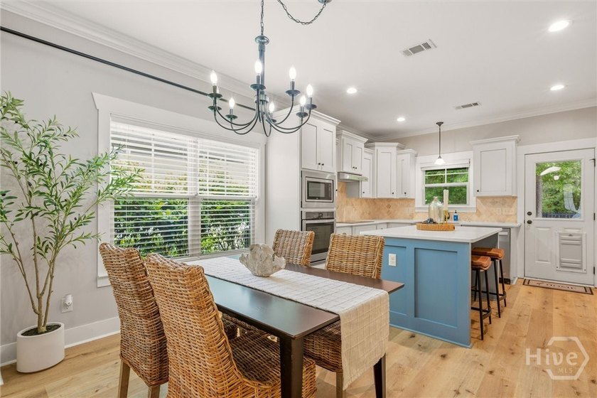 Charming Modern Farmhouse with Thoughtful, Easy Living. Designed - photo 15