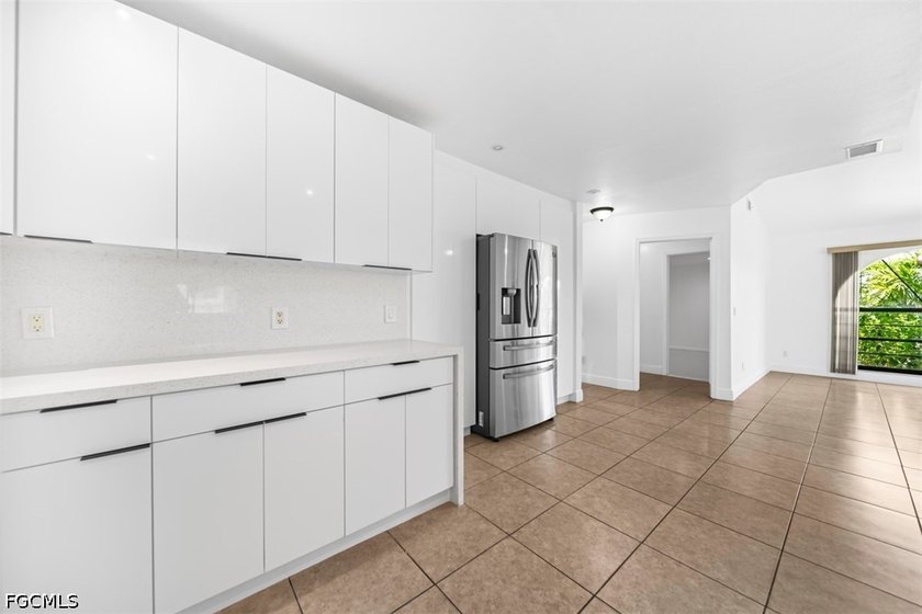 Welcome home to this beautifully remodeled 3-bedroom, 2-bathroom - photo 22