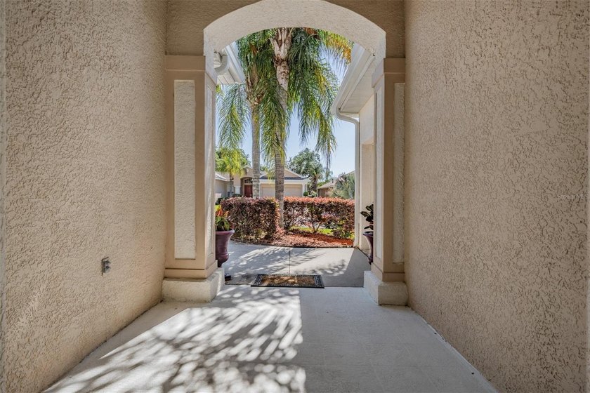 Experience resort-style living every day in Lake Jovita Golf &amp; - photo 7