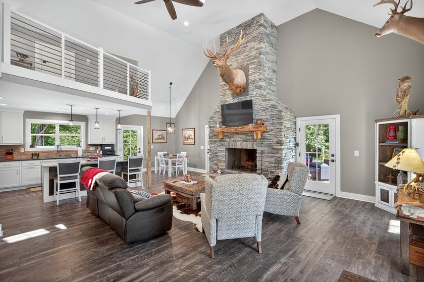 3 CREEKS RETREAT - Totally secluded 'in town' Sportsman's - photo 3