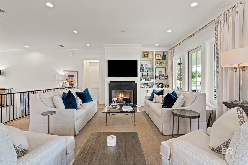 Lakefront living in Battles Trace at the Colony. Beautifully - photo 7
