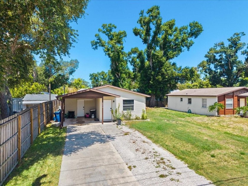 This charming 2-bedroom, 1-bath home offers a cozy and - photo 3