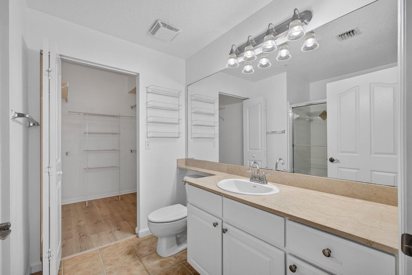 Rare Ground-Floor End Unit w/One-Car Garage In The Heart Of - photo 13
